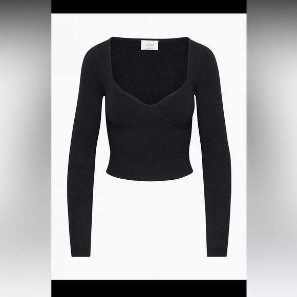 Aritzia Sweaters - Aritzia Wilfred Sweetheart Crop Sweater in Black